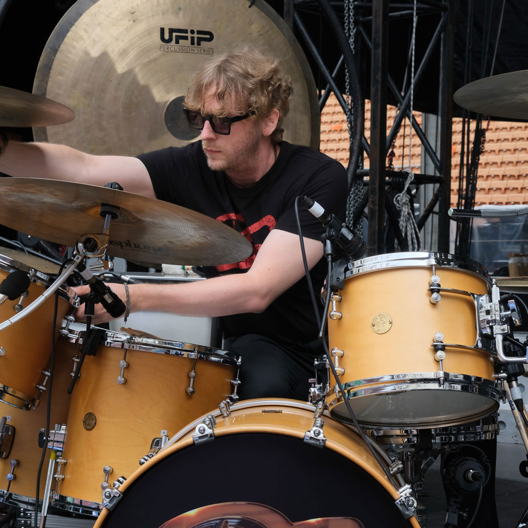 Phil Mer durante il soundcheck pomeridiano